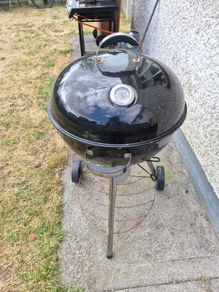 kettle barbecue