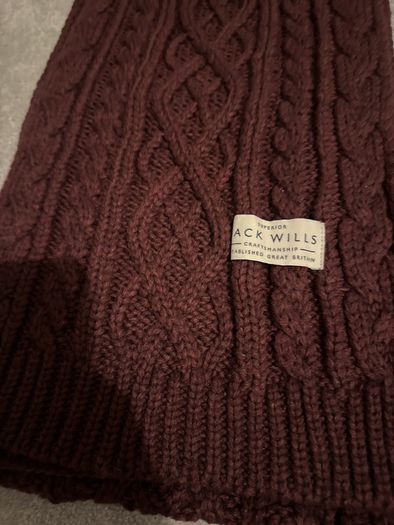 jack wills gloves (size m/l) and scarf