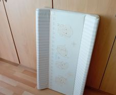 Changing mat on the cot
