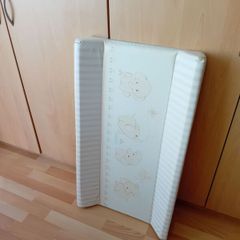 Changing mat on the cot