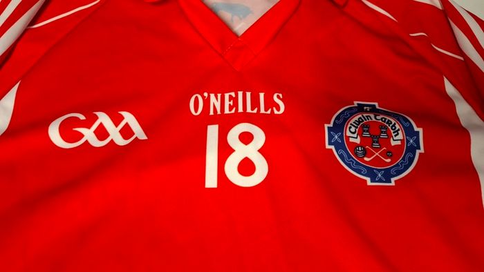 (Tight Fit) Clontarf GAA O'Neills Gaelic Football Jersey (Adult Large) FREE POST