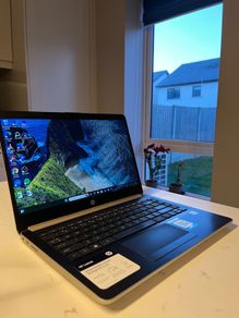 HP Laptop 14 - Works perfectly- Fast SSD