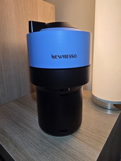 Nespresso Vertuo Coffee Machine Excellent Condition