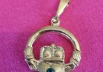 Gold tone claddagh charms
