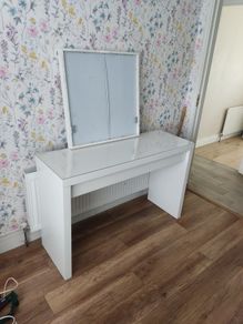 Dressing table and mirror
