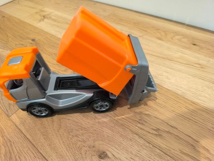 Toy Bin Lorry