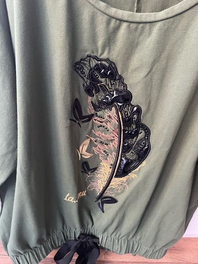 women's blouse, uni size