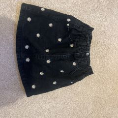 Girls skirt