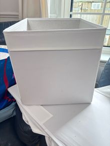 Storage box