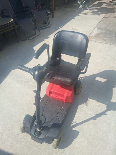 Mobility scooter