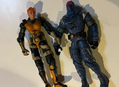 GI Joe Scarlett and Cobra Commander 2002