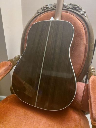 Martin HD-28 (2015)
