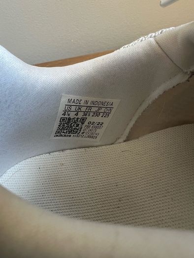Adidas Swift Run Trainers