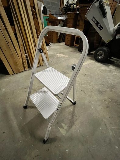 2-step Folding stepladder