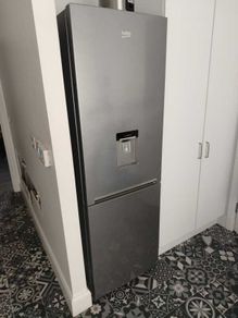 Fridge freezer