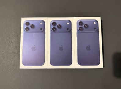 iphone 17 Pro Max 1TB (HUGE STORAGE ) IRISH/EU Stock Valid 1 year Apple Warranty Free phone cover and screen protector RECEIPT