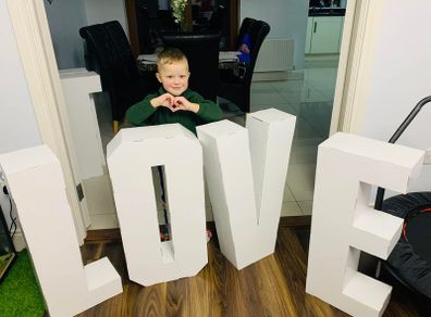 3D Letters and numbers can be printed in any colour or background perfect decor for weddings birthdays or christenings
