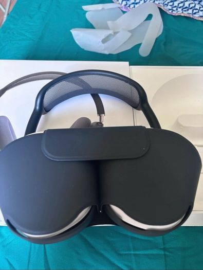 AirPods Max
