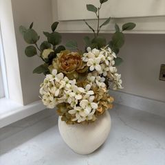 Zara Vase Flower Arrangement
