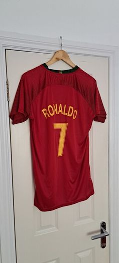 Portugal (Ronaldo) - Official Training Jersey - Size L