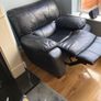 leather recliner Image 2
