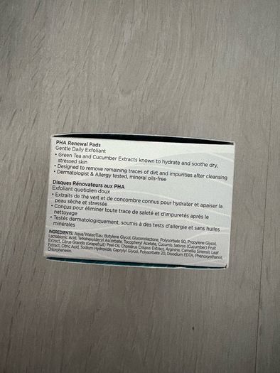 Neostrata hydrating and replenishment - PHA renewal pads