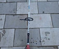 Petrol strimmers