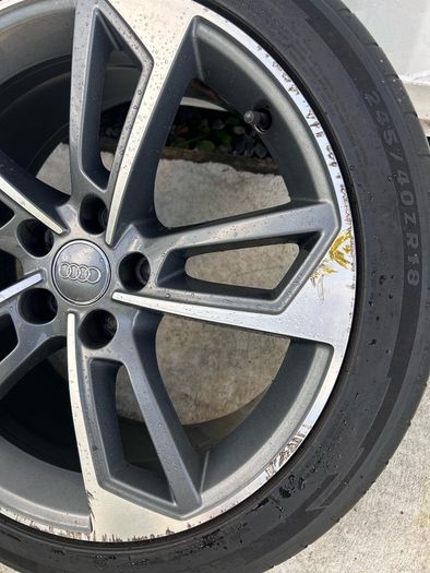 Genuine Audi S4/A4 Trapezoid 18" Alloy Wheels