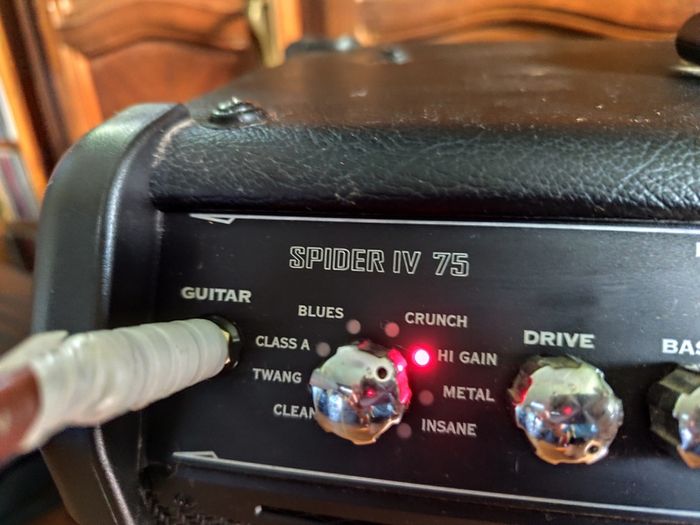 Line 6 guitar amp 75w