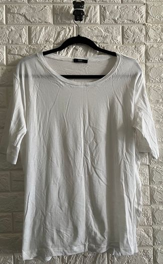 Bundle of T-shirts Size 20-22