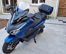 Honda Forza 350