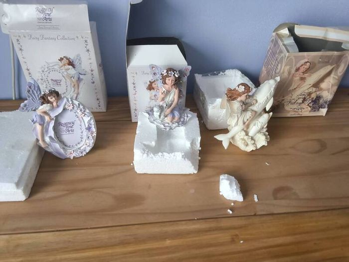 figurines