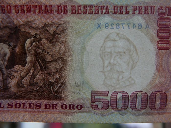 Variety of 10 Different Foreign Banknotes most of Peru