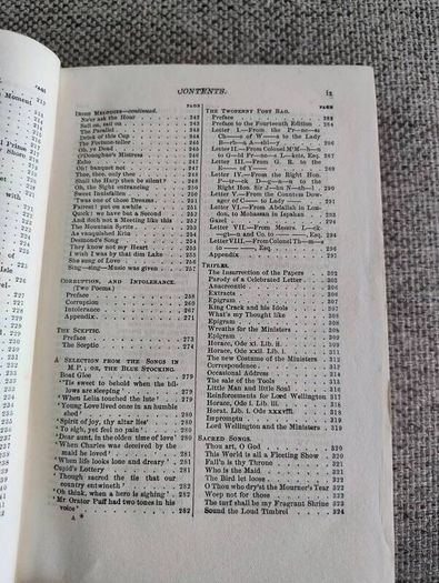 The Poetic Works of Thomas Moore 1895 hardback with a split on the inside cover see photos FREE STANDARD POSTAGE INCLUDED