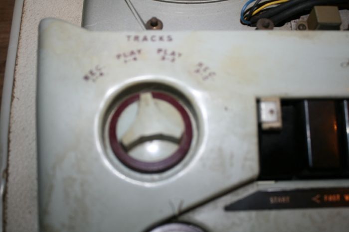 Elizabethan LZ-29 reel to reel tape recorder - in working order