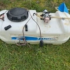 Draper Quad Sprayer