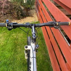 kellys quartz mountain bike ( price drop)