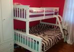 Triple bunk bed