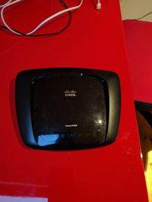 cisco linksys e1000 wireless-n router box Wireless N, 300 Mbps, WPA, WEP