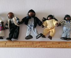 Doll's House Family (5 Pieces)