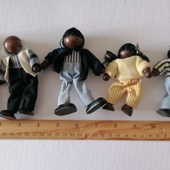Doll's House Family (5 Pieces)