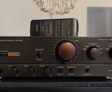 Technics SU-VX620 Amplifier. Genuine Remote. Like new! Cleaned.