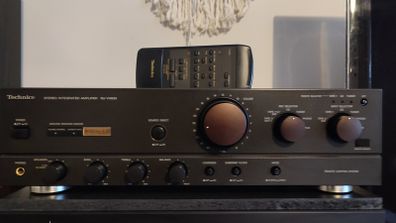 Technics SU-VX620 Amplifier. Genuine Remote. Like new! Cleaned.