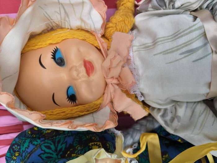2 x Vintage Dolls