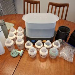 Tommee Tippee Steriliser, Warmer and Bottles