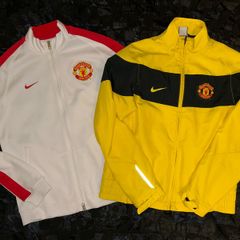 Manchester United DOUBLE SALE deal. Buyer gets BOTH Nike jackets
