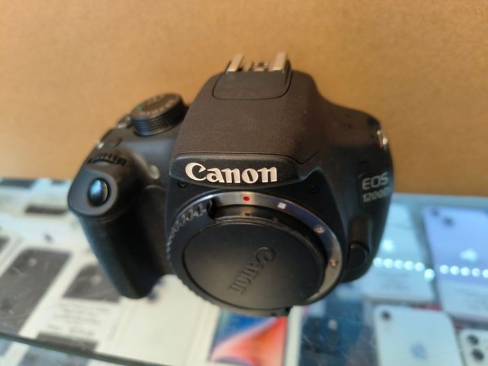 Canon EOS 1200D 18MP DSLR Camera Body, Black, with Battery