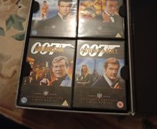 James Bond Ultimate Collection in Box