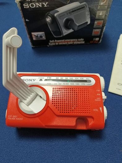 Sony ICF-B01 FM/AM Self Powered Emergency Radio Power Generator Flashlight LED