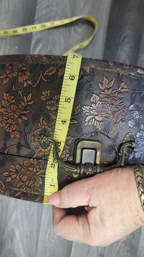 Vintage  embossed  hat  boxes